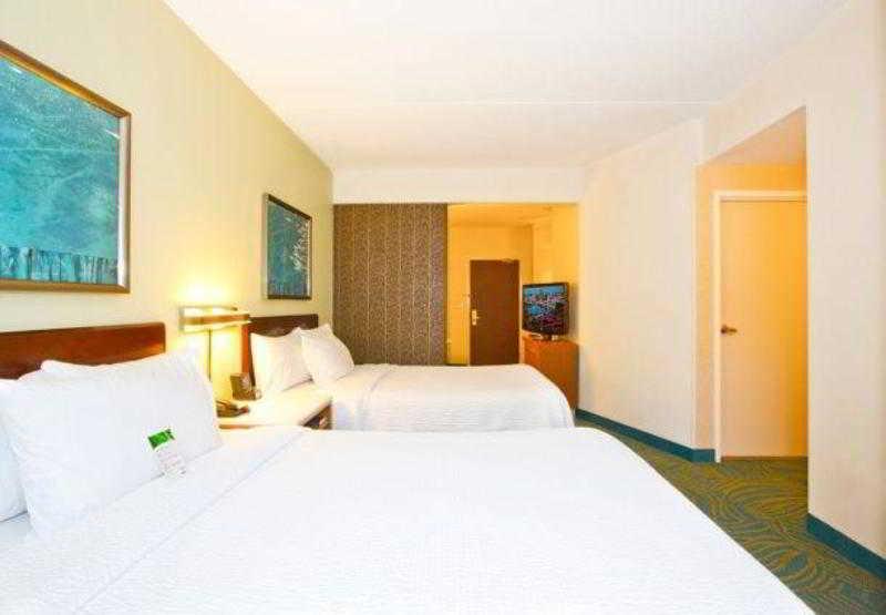 Springhill Suites Уэст-Миффлин Экстерьер фото