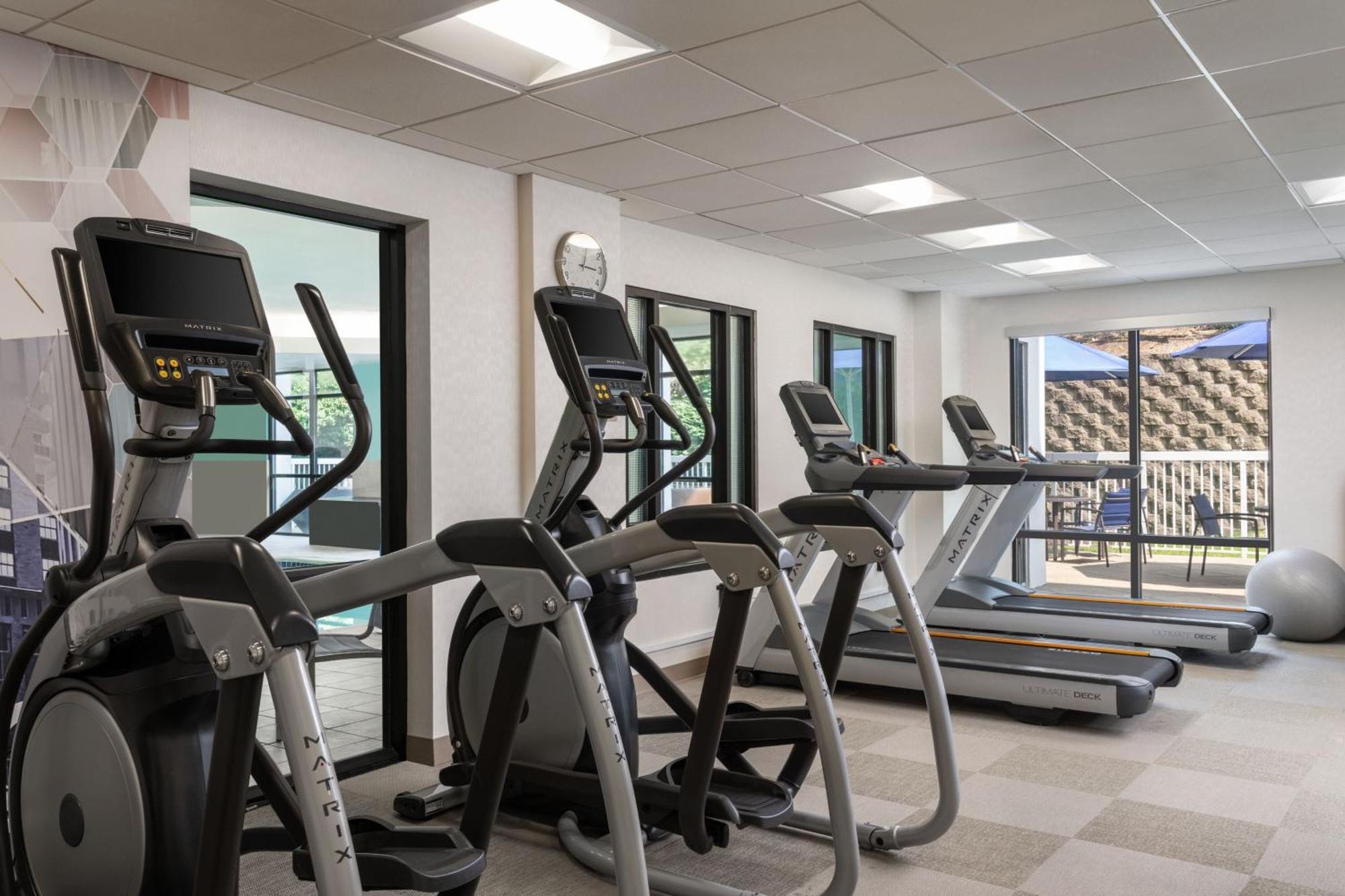 Springhill Suites Уэст-Миффлин Экстерьер фото